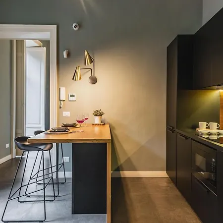 Homelet Apartment *
